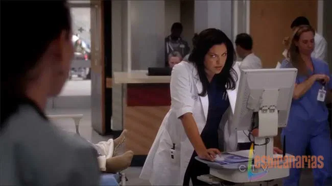 Callie y Arizona 9x01-01 Callie enfadada