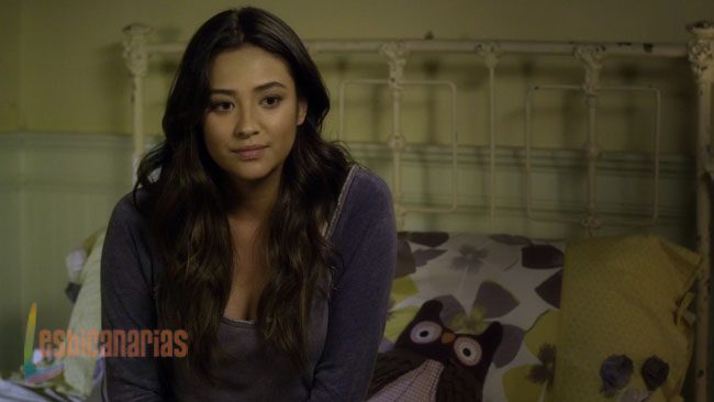 Emily Pretty Little Liars