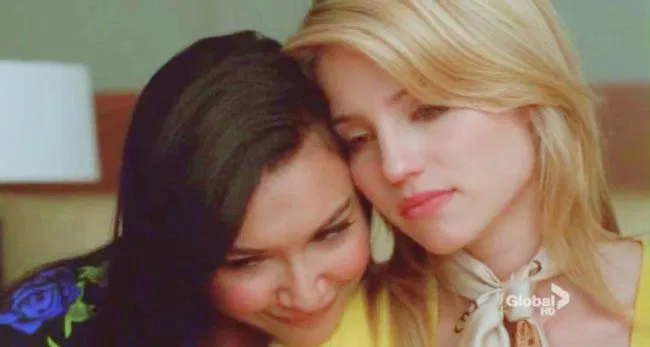 Santana y Quinn en Glee