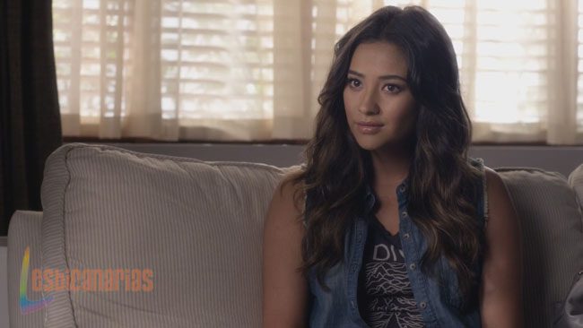 Emily Pretty Little Liars