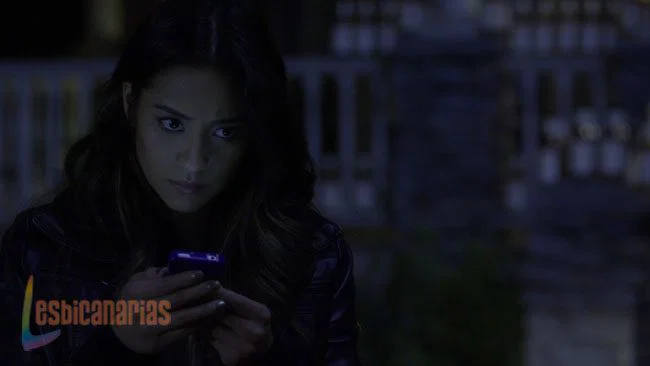 Pretty Little Liars 3x19-04