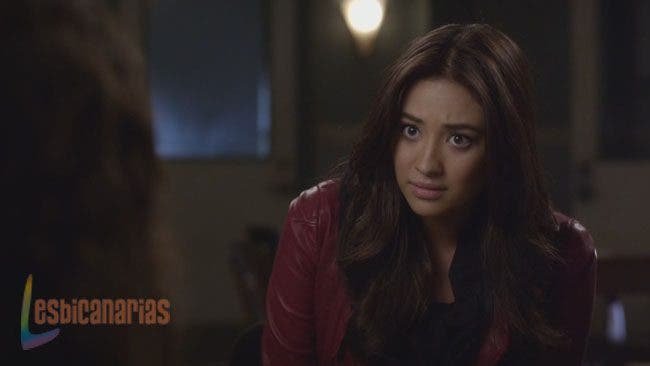 Emily y Page  3x23-01