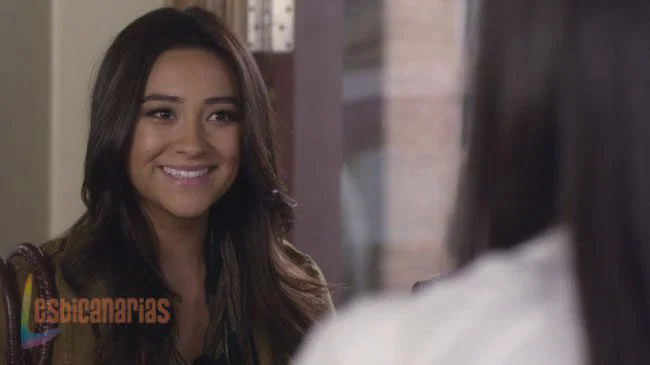 Emily y Page 3x24-02
