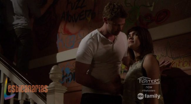 Liam discutiendo con Callie