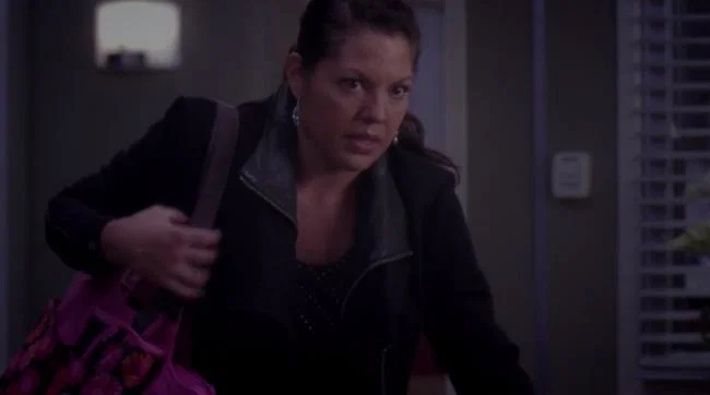 Callie encargando a Sofia
