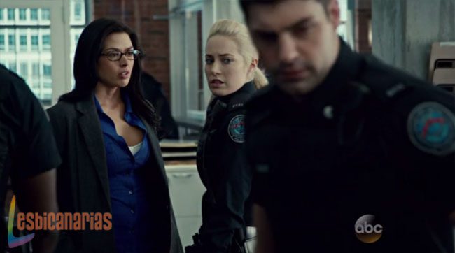 Gail y Holly Rookie Blue