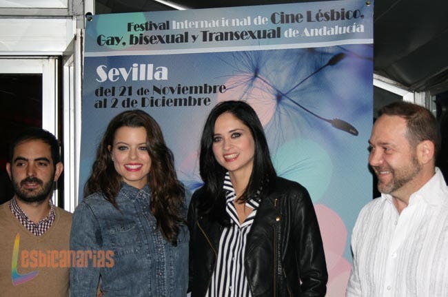 Adriana Torrebejano y Berta Hernández photocall