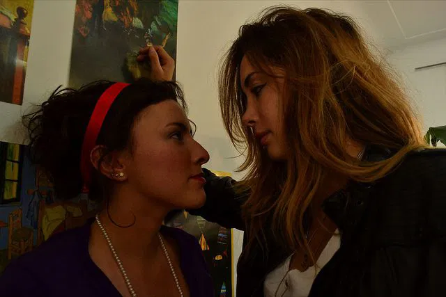 Casa de muñecas serie lésbica