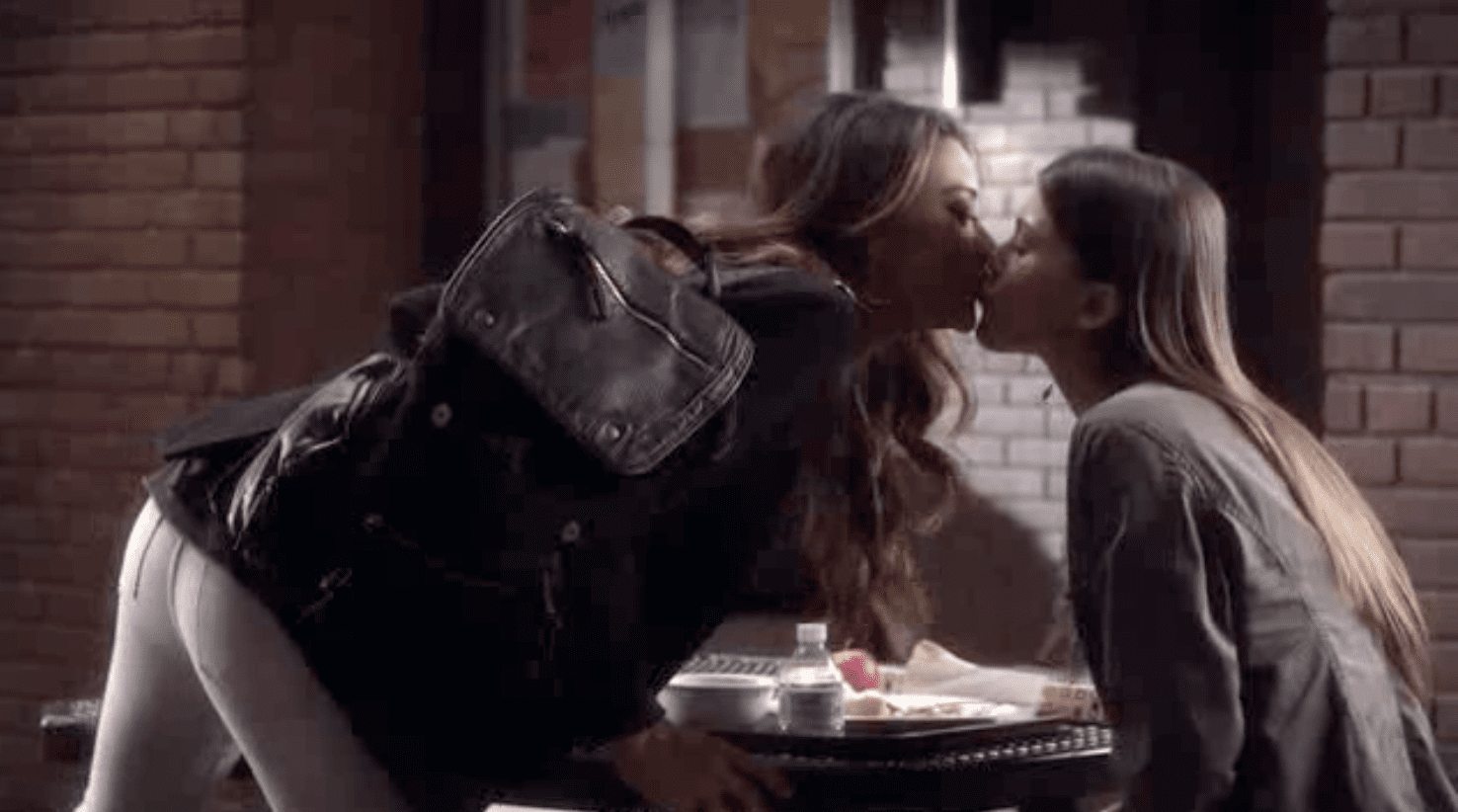 Pretty Little Liars Resumen de episodio 4&times;21 y 4&times;22