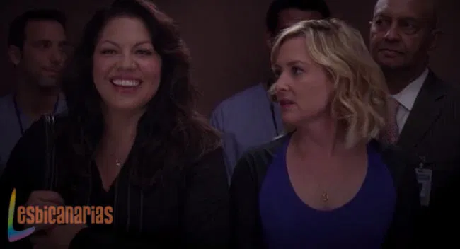 Callie y Arizona elevador