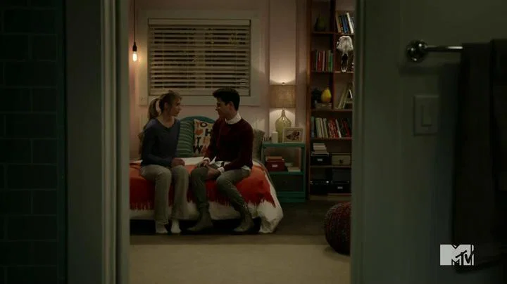 Amy y Shane hablando