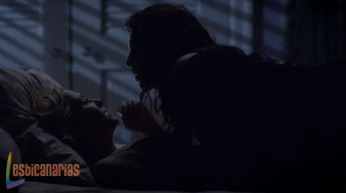 Callie y Arizona en la cama