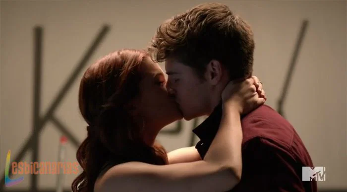 Karma y Liam en Faking It