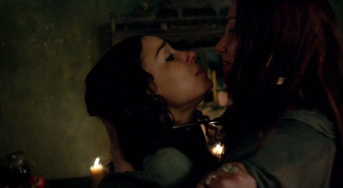 Max y Anne en Black Sails