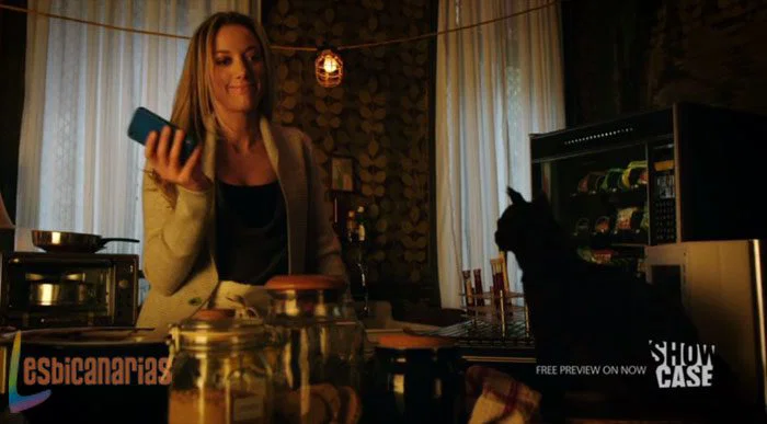 Lauren Lost Girl