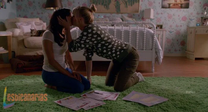 Brittany y santana En glee