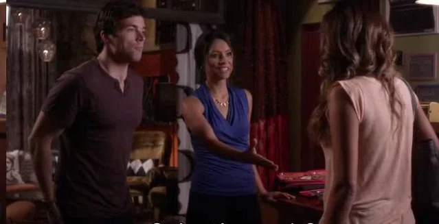 emily conoce a talia