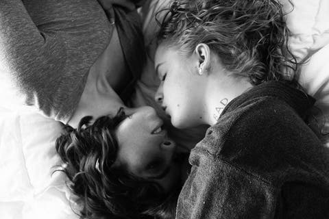 Todo el mundo tiene a alguien menos yo pel&iacute;cula l&eacute;sbica