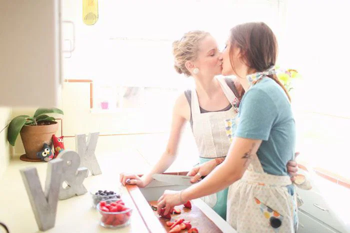 lesbianas cocinando