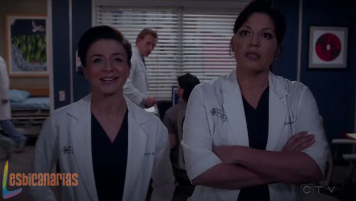 Callie-y-Amelia-debatiendo