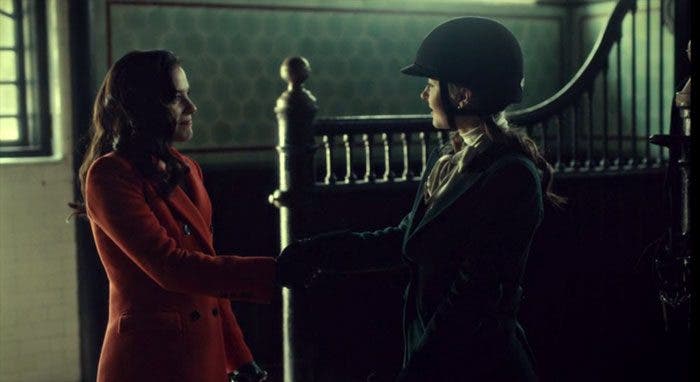 Alana y Margot se conocen