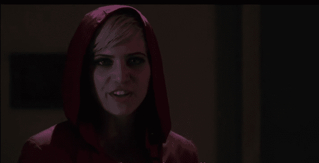 sara es red coat