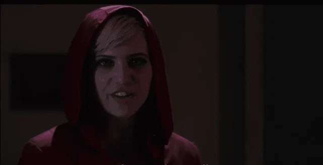 sara es red coat