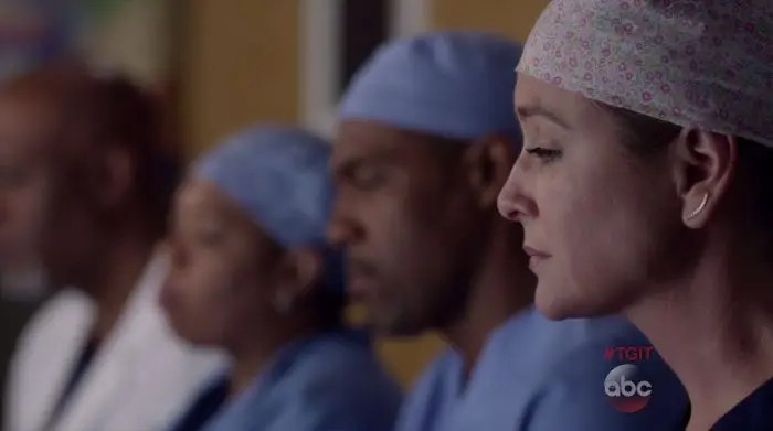 Arizona-mirando-a-Alex