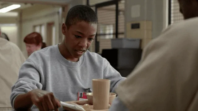Poussey buscando amor y nosotras tan lejos de esa cárcel... Qué injusto