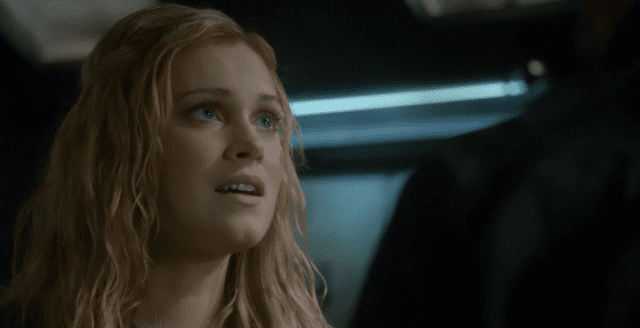 "Ya bastante me jode a mí pasar más días sin ver a Lexa, Marcus, haz el favor"