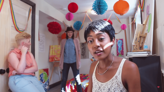 Rachel y Dee temen a Amy y es comprensible