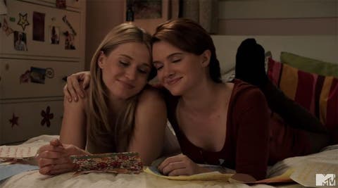 Amy y Karma tercera temporada de Faking It