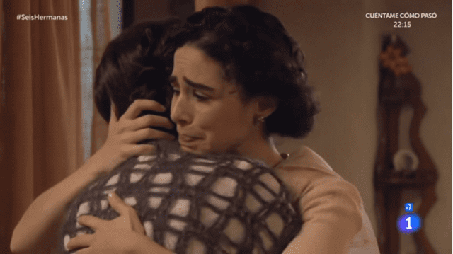 celia abraza a aurora