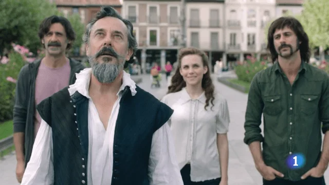 Cervantes flipando en colores y serpentinas