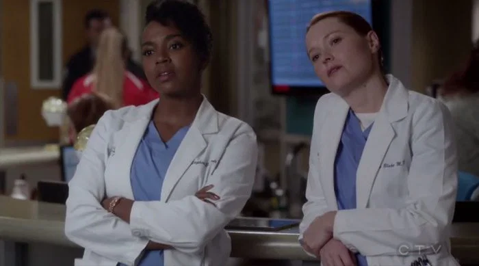 Penny-y-Steph-mirando