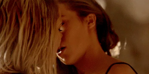 clexa beso 1