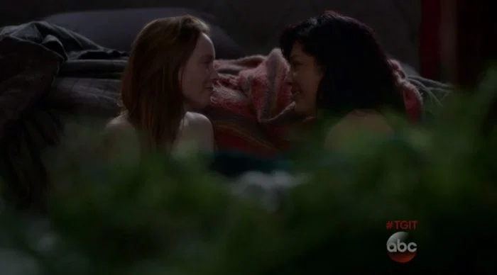 Callie-y-Penny-deciden-mudarse-juntas