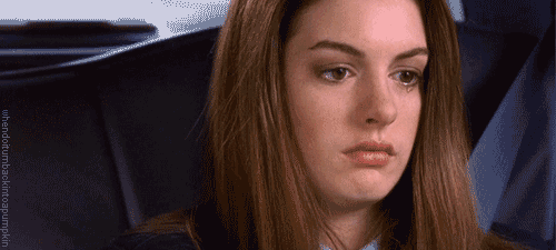 Anne-Hathaway-Crying-In-The-Princess-Diaries