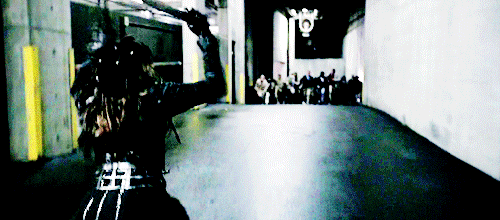 Lexa luchando 2