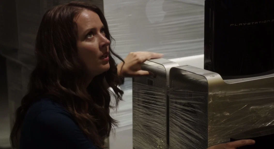 Root y una PS3 ¿hay algo más sexy en este mundo?