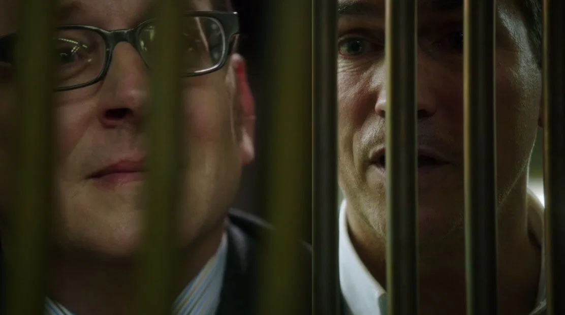 Finch y John despidiéndose