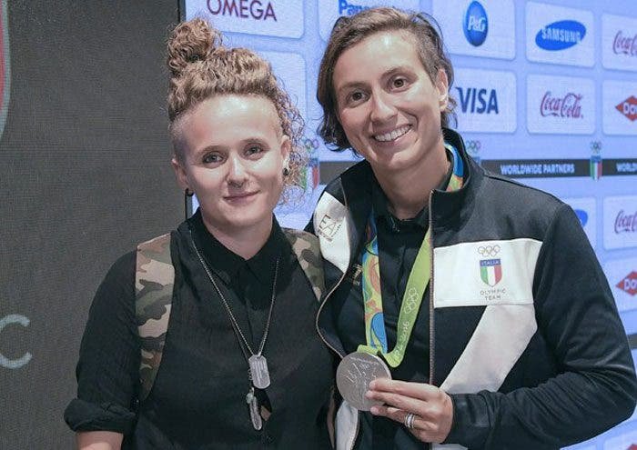 La nadadora italiana Rachele Bruni le ha dedicado su medalla a su novia