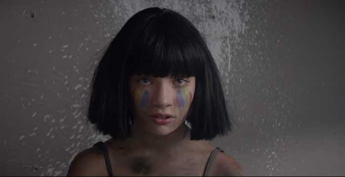 Sia homenaje víctimas de Orlando