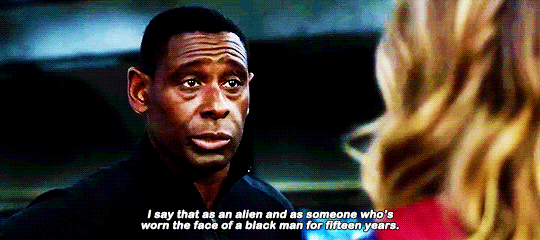 "Lo digo como alien y como alguien que ha llevado el rostro de un hombre negro por 15 años" (Vía scottymccall.tumblr.com)