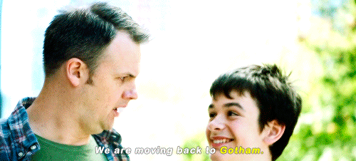 "No mudamos de regreso a cudad Gótica" (Vía wally-west.tumblr.com)