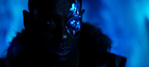 (Vía dailydcheroes.tumblr.com)