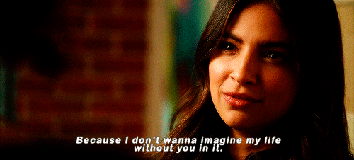 "Porque no quiero imaginarme mi vida sin que tú estés en ella" (Vía dailycwsupergirl.tumblr.com)
