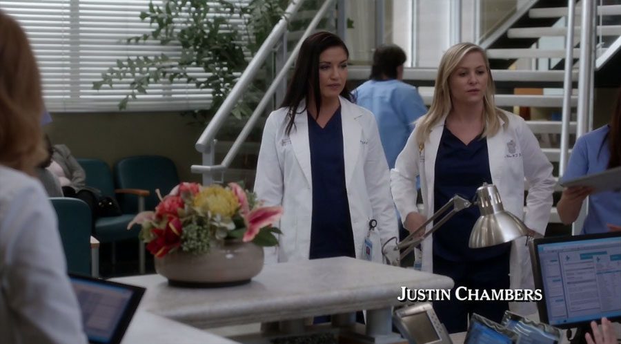 Arizona y Eliza disimulando