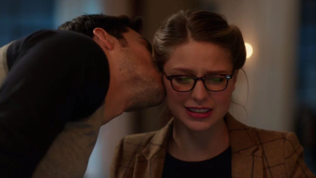 Kara y Mon-El