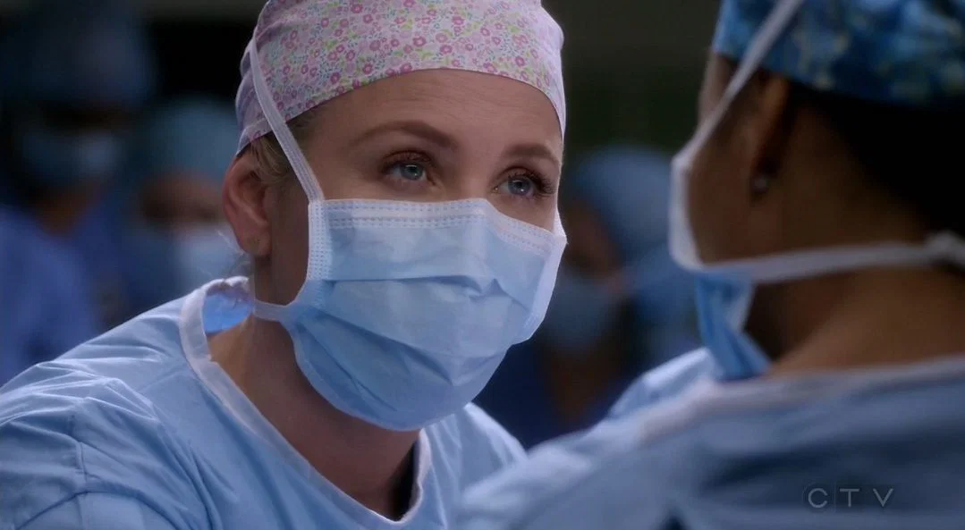 Arizona hablando con Maggie